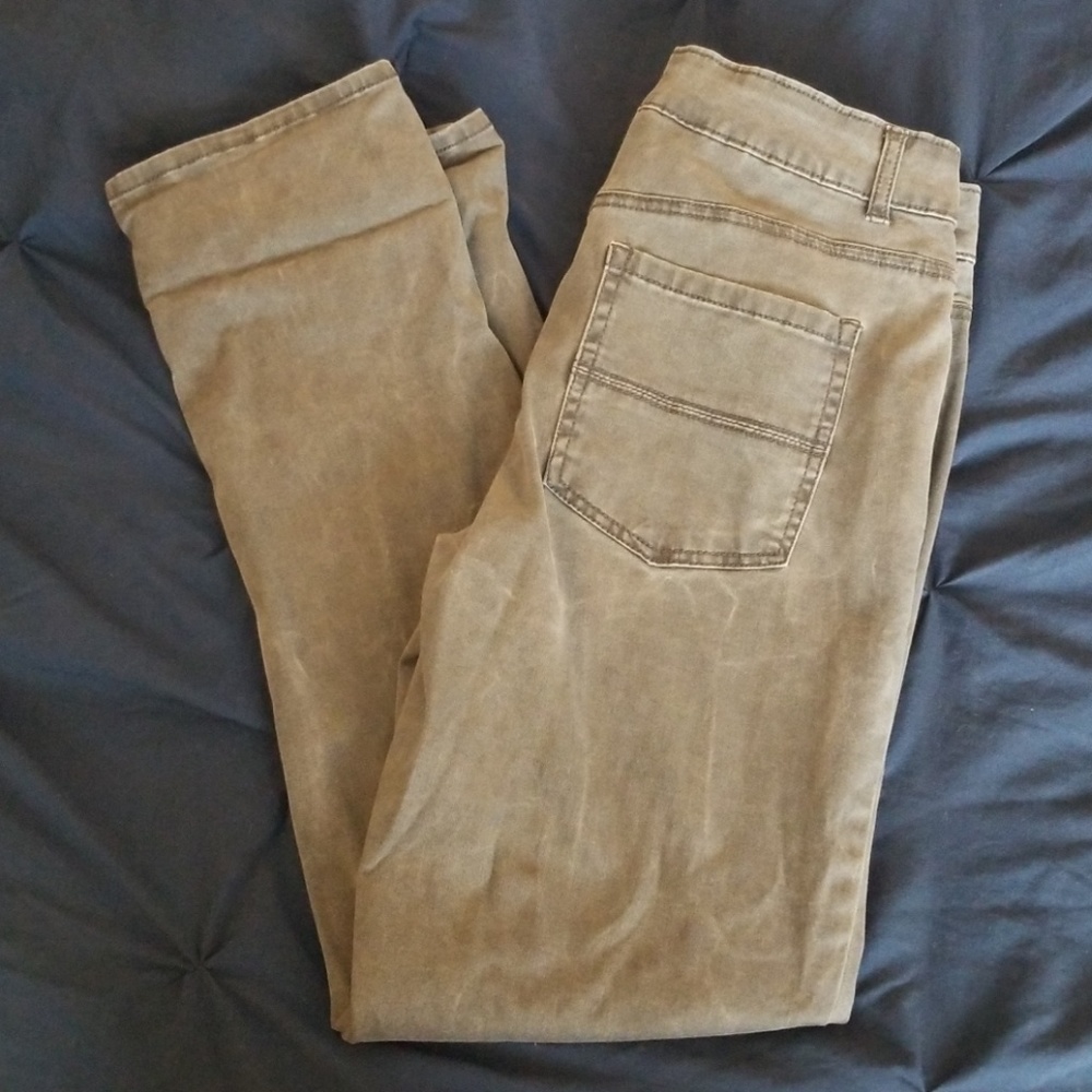 Gray pants - Picture 2 of 2